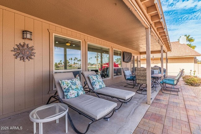 Building Photo - 26241 S Lakemont Dr