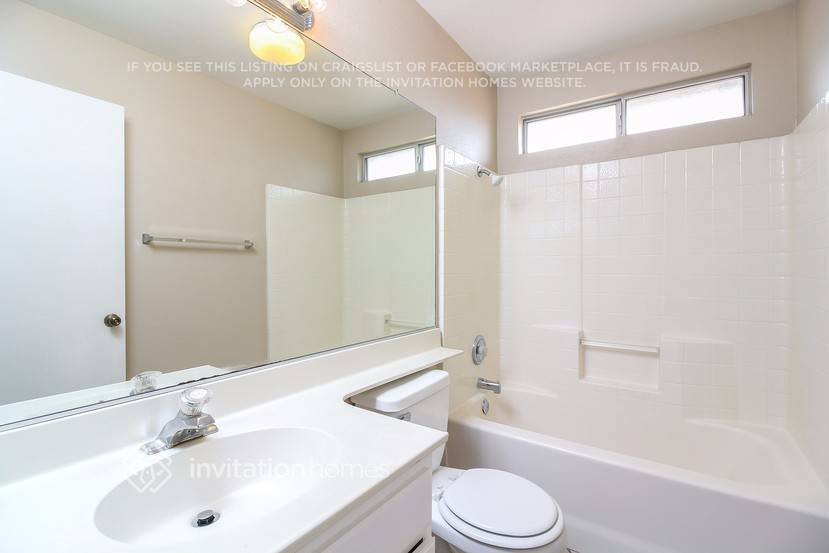 Building Photo - 25757 St Marta Dr