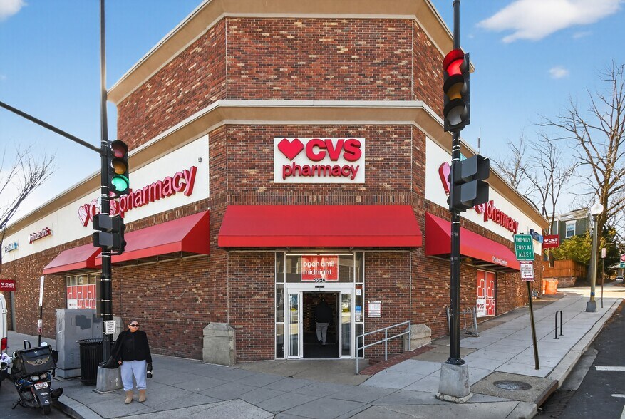 Wisconsin Ave. CVS - 3925 Davis Pl NW