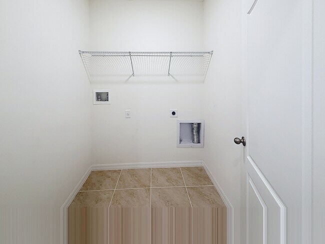 Building Photo - 3344 Mystic Pond Lp
