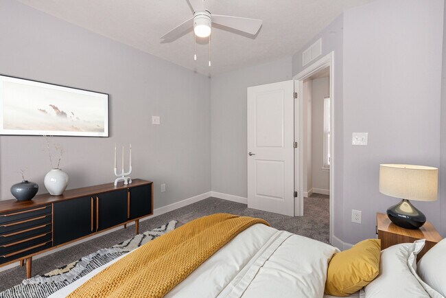 Building Photo - 2184 E 97th St