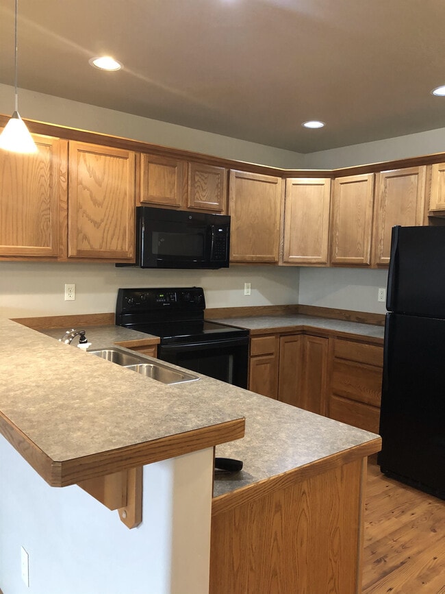 Building Photo - 2961 N 27th Ave