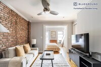 Building Photo - 1373 1st Ave