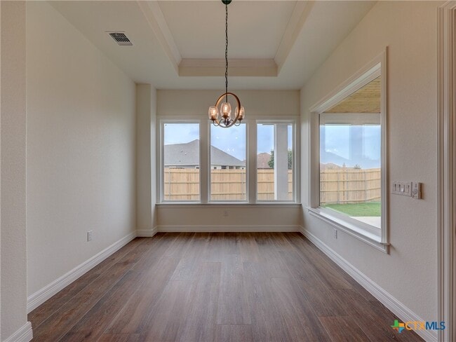 Building Photo - 505 Magan Ln