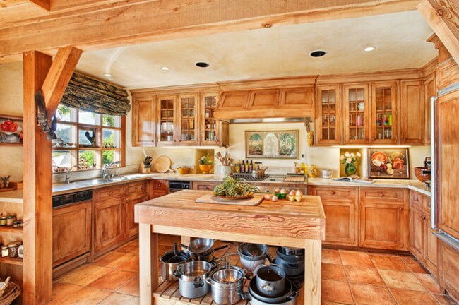 Building Photo - 430 Pratt Ave