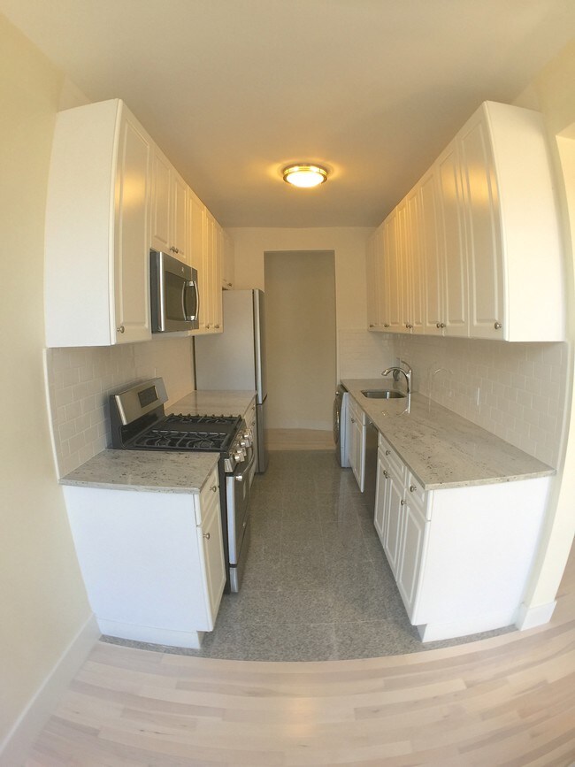 Floorplan - 658-666 West 188th