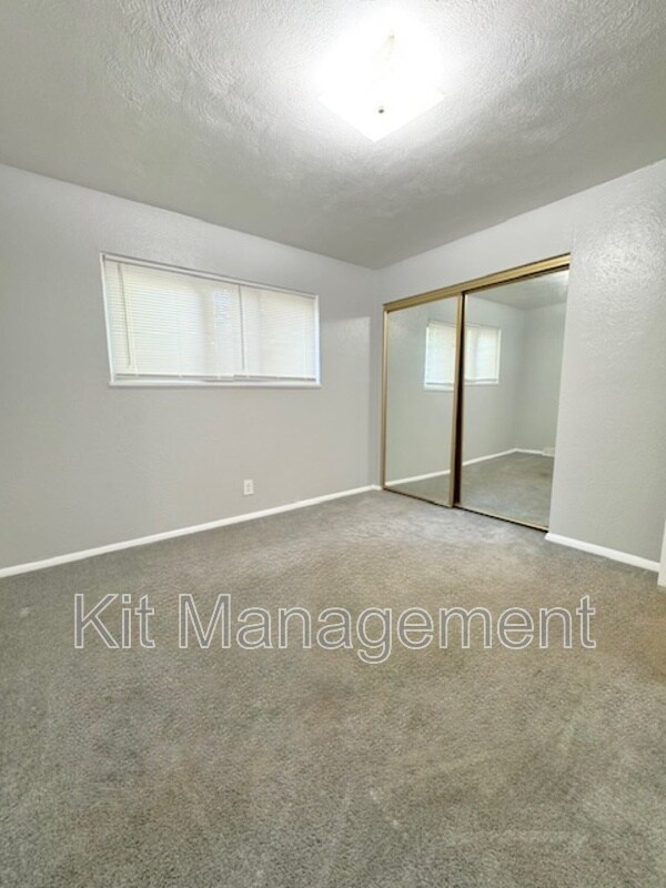 Building Photo - 2241 W Laskey Rd
