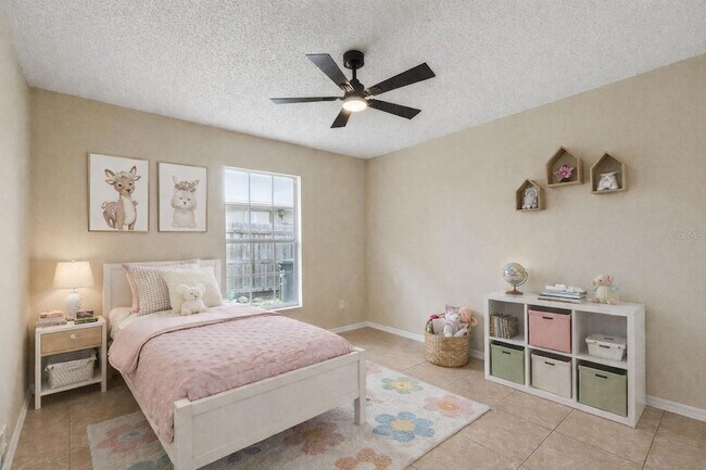 Building Photo - 4136 Tall Tree Dr