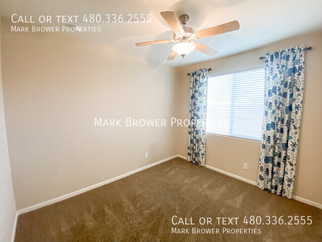 Building Photo - 115 S Bermuda Cir