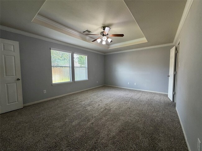 Building Photo - 8023 Clover Leaf Dr