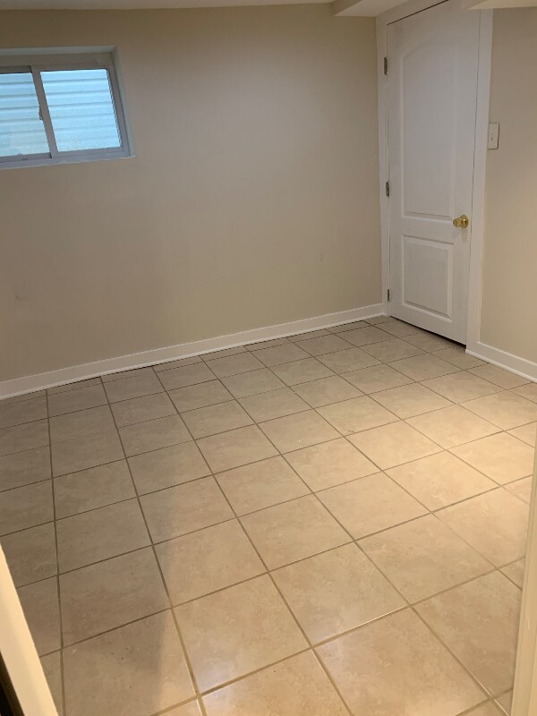 Building Photo - 5631 N Parkside Ave