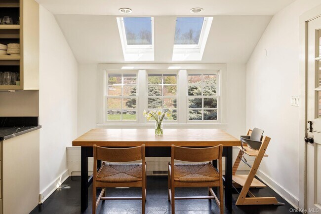 Building Photo - 85 Kennel Rd