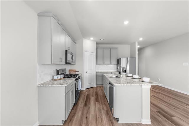 Building Photo - 6653 Vly Lk Ln