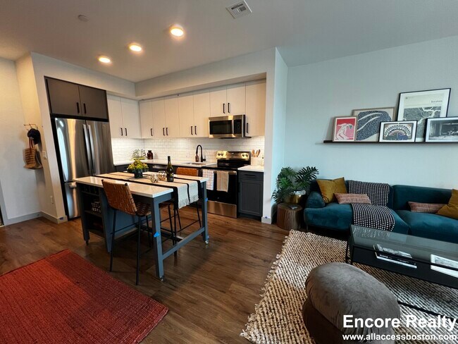 Building Photo - 80 Rugg Rd