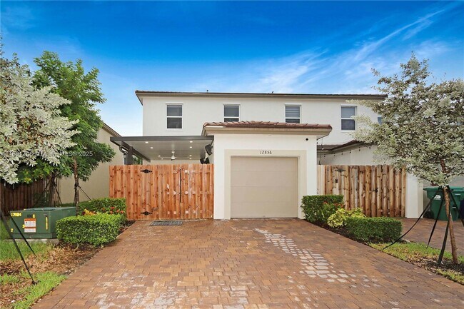 Primary Photo - 12856 SW 242nd St