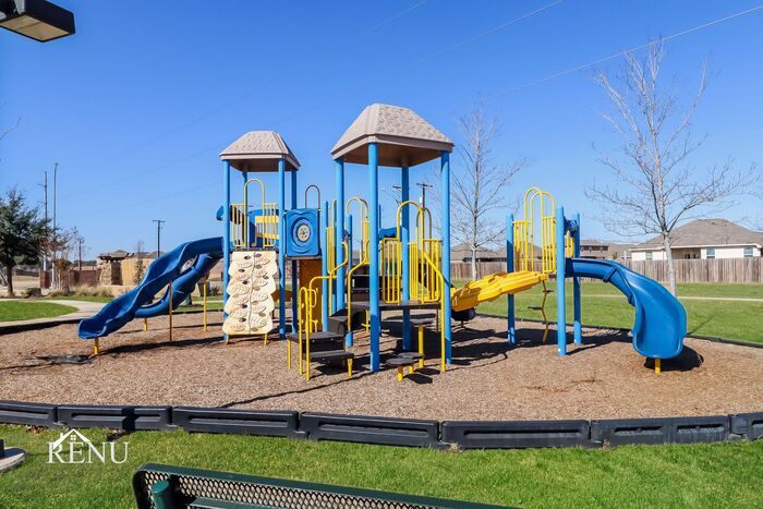 Building Photo - 1105 Wheatfield Ln