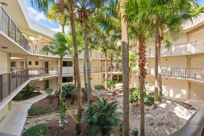 Building Photo - 8075 SW 107th Ave