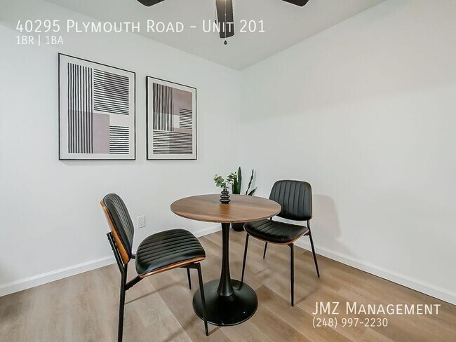 Building Photo - 40295 Plymouth Rd