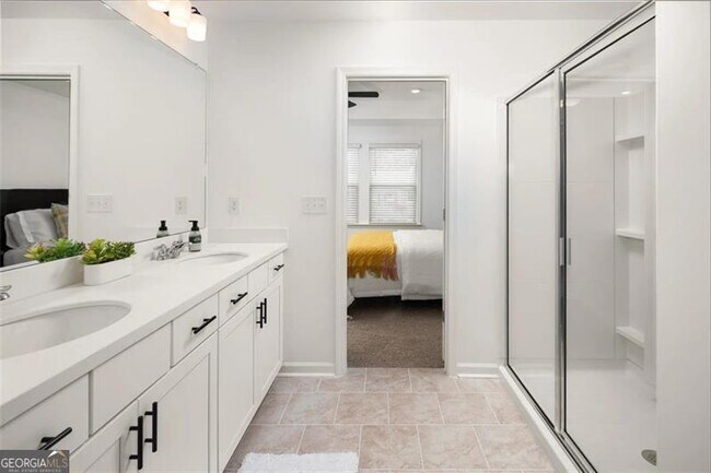 Building Photo - 1530 Brantin Dr