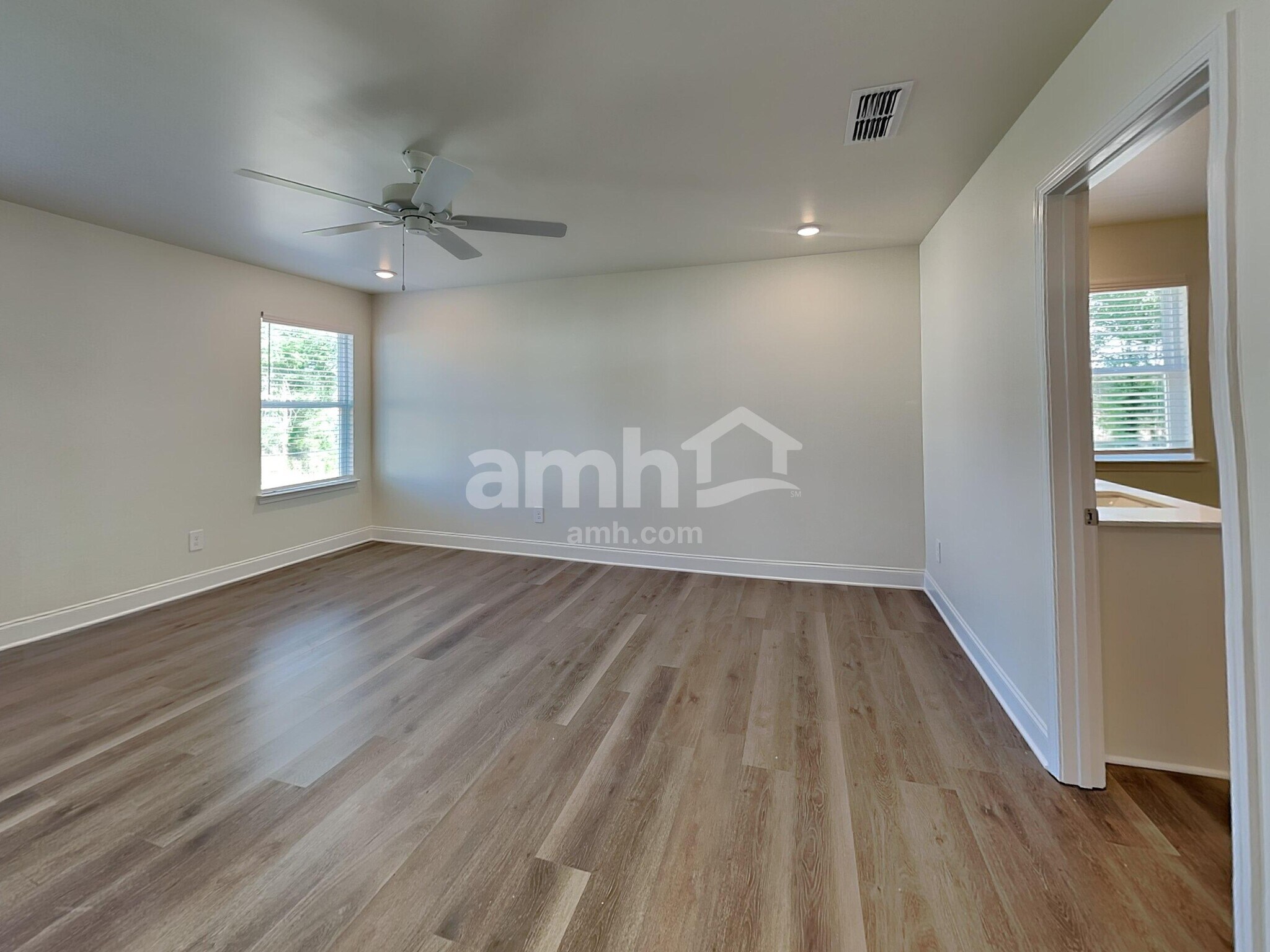 Building Photo - 3672 Creek View Cir