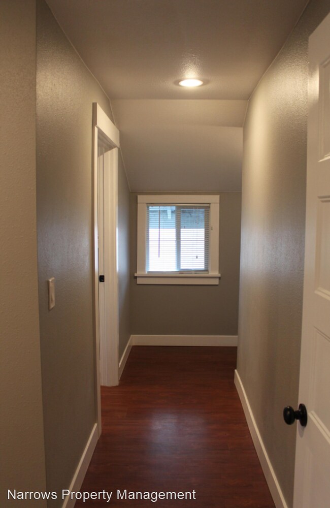 Building Photo - 3 br, 1 bath House - 725 4th Street NW - U...