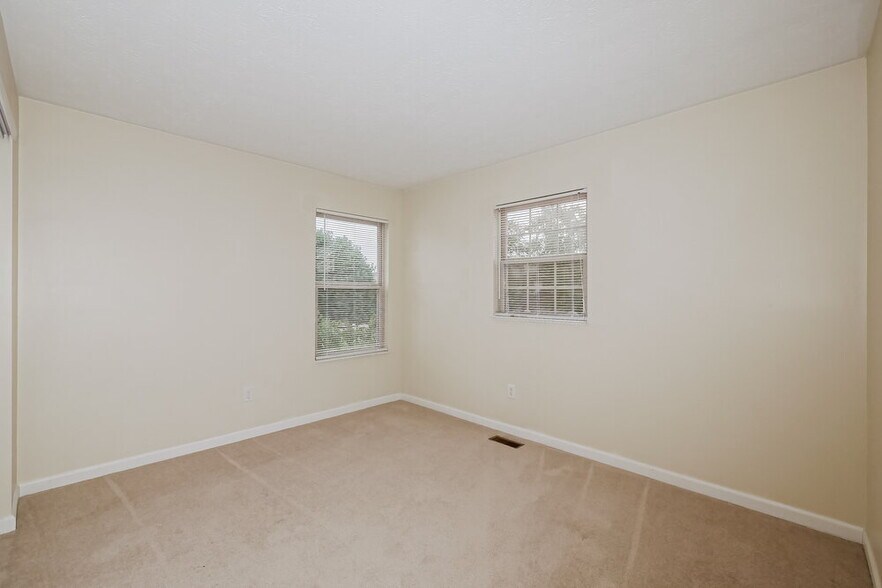 Building Photo - 12971 Quarterback Ln