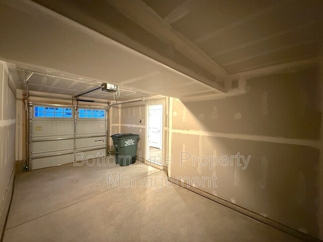 Building Photo - 7133 Capstan Ter