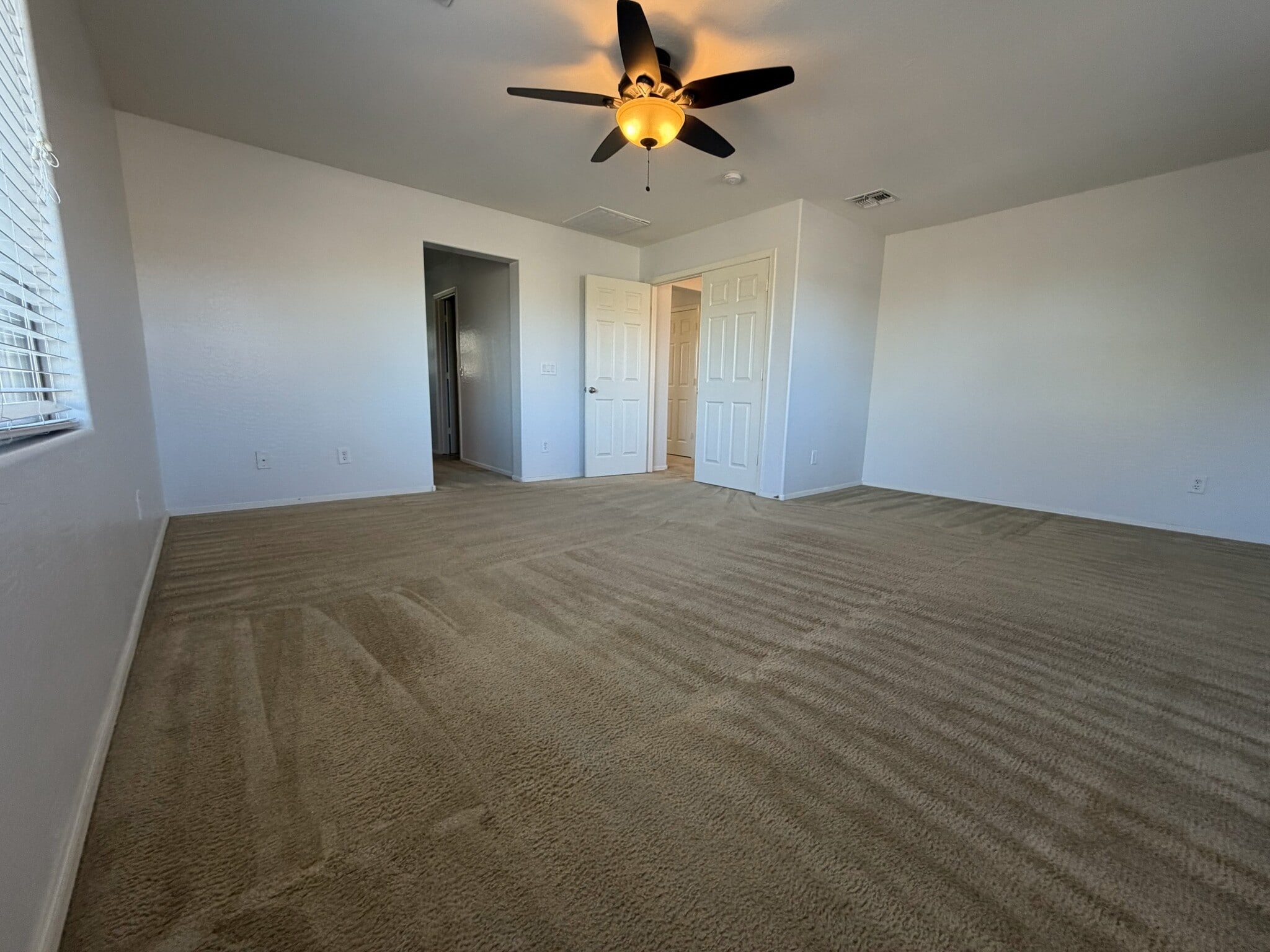 Primary BR - 15642 W Devonshire Ave