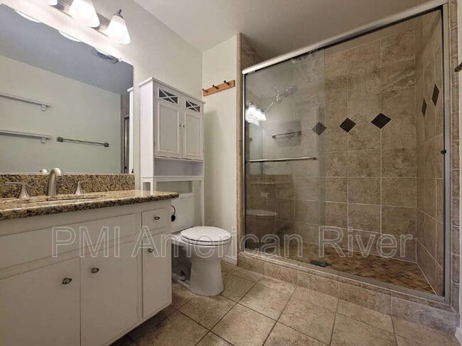 Building Photo - 7817 Palmyra Dr