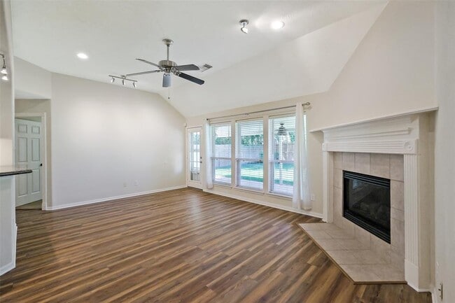 Building Photo - 21734 Maple Bluff Dr