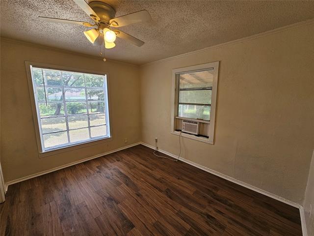 Building Photo - 6540 Hollis Ave