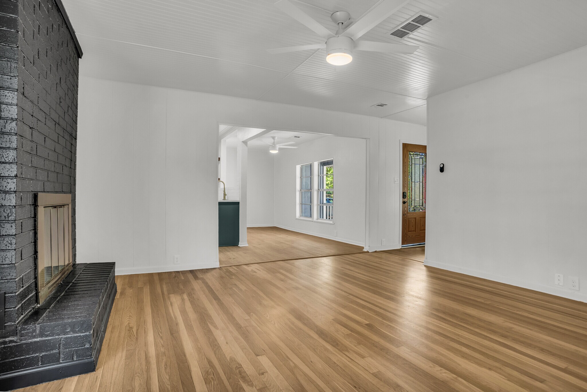 Building Photo - 1403 Harpole Rd E
