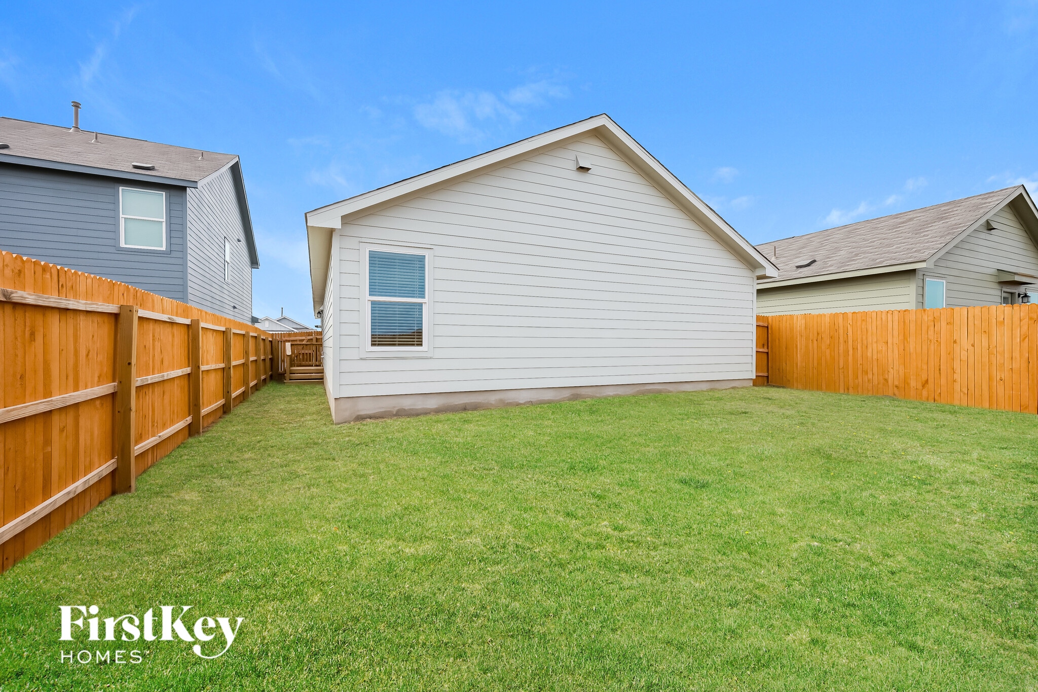 Building Photo - 10803 Prusiner Dr