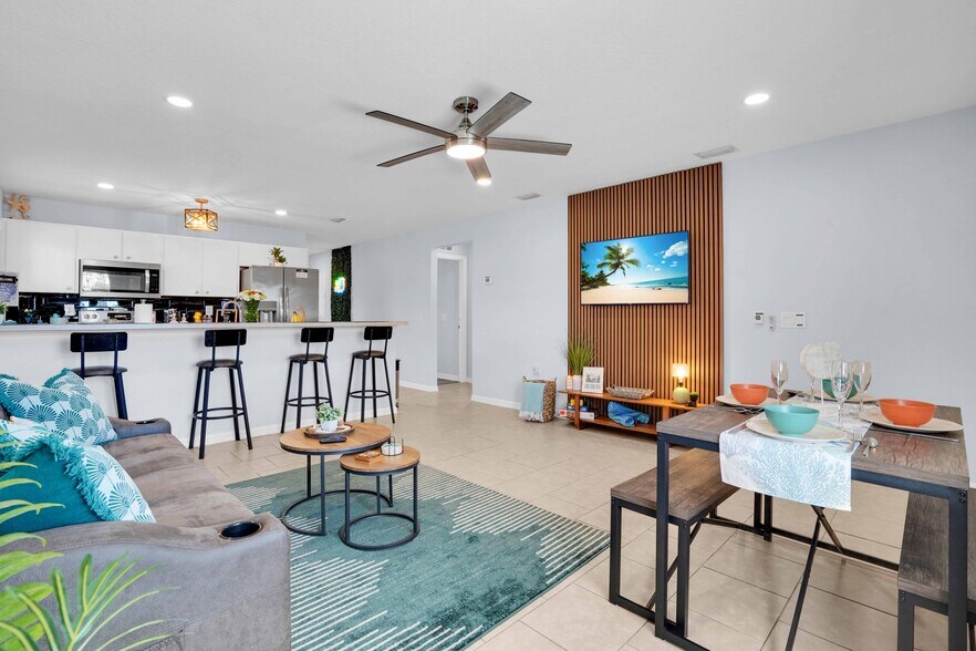 Building Photo - 8615 44th Avenue Dr W