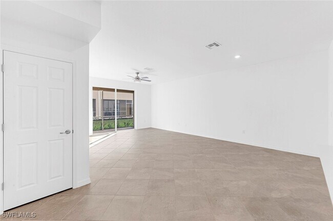 Building Photo - 2929 Tardiff Dr