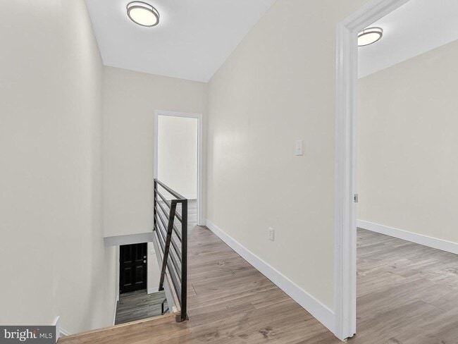 Building Photo - 3020 Euclid Ave