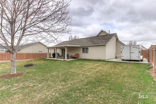 Building Photo - Pet Friendly Home in Meridian!
