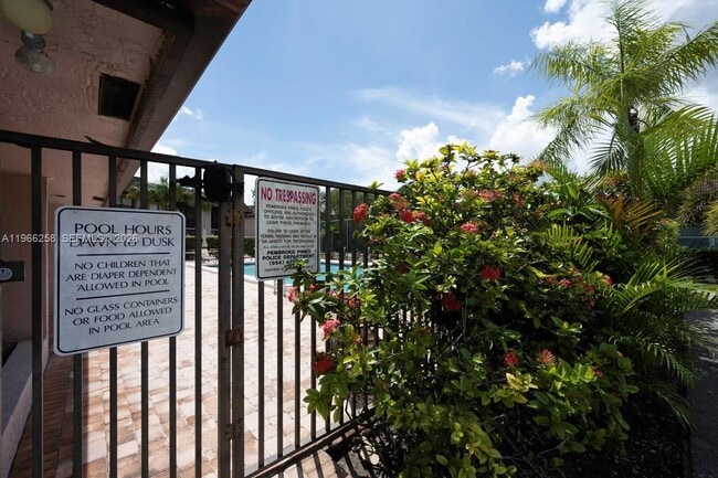 Building Photo - 10537 NW 11th St