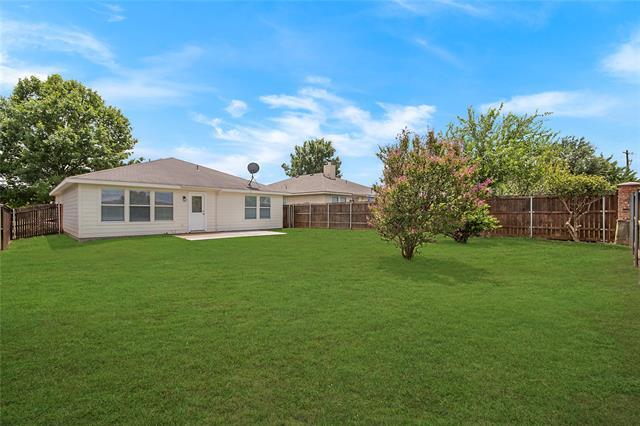 Building Photo - 1618 Pin Oak Trail
