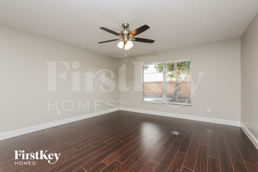 Building Photo - 2778 Muscatello St