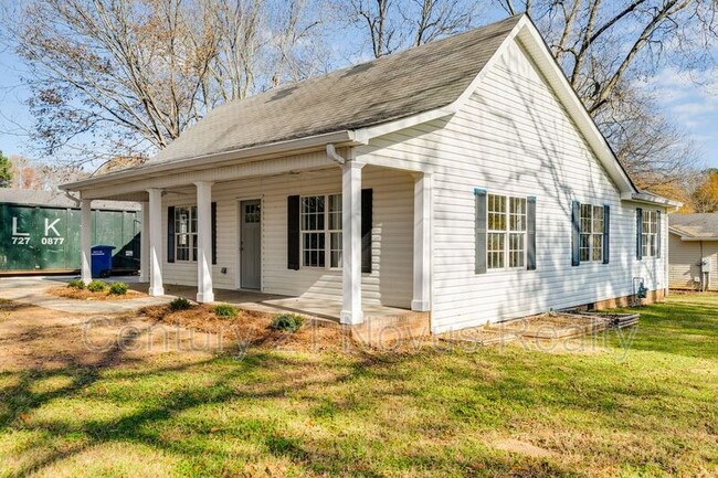 Building Photo - 7 Mosley Ln