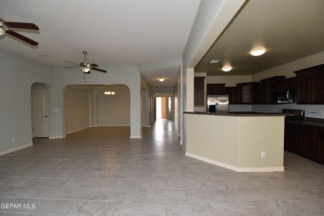 Building Photo - 14325 Navajo Point Dr
