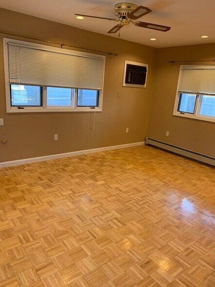 Building Photo - 6 Eliot St