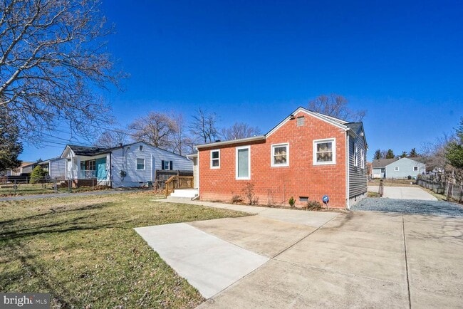 Building Photo - 6278 Wills St