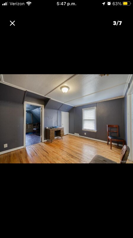 Building Photo - 17405 Bradford Ave