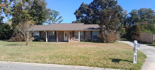 Primary Photo - 2724 Lexington Dr