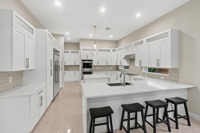 Building Photo - 9586 Campi Dr