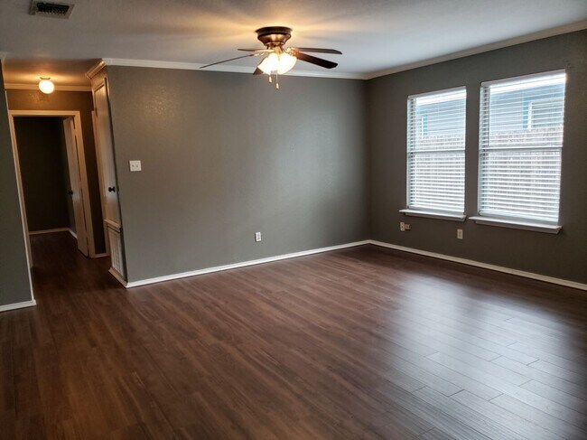 Building Photo - 2346 Mission View