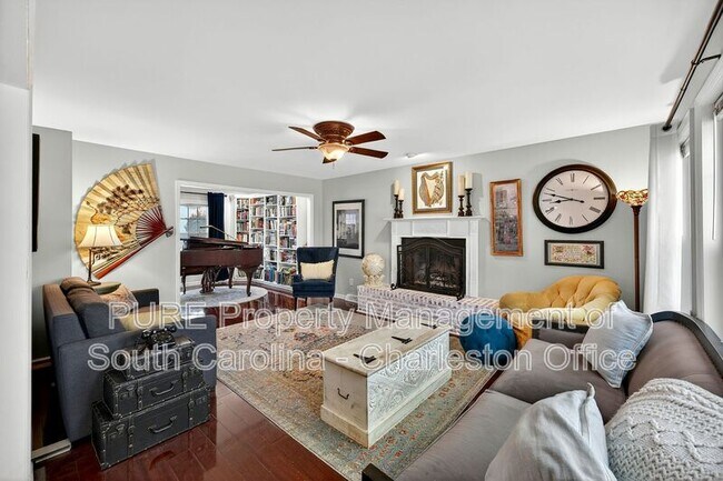 Building Photo - 8591 Cislo Ct