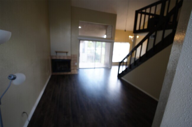 Building Photo - 8263 Sands Point Dr